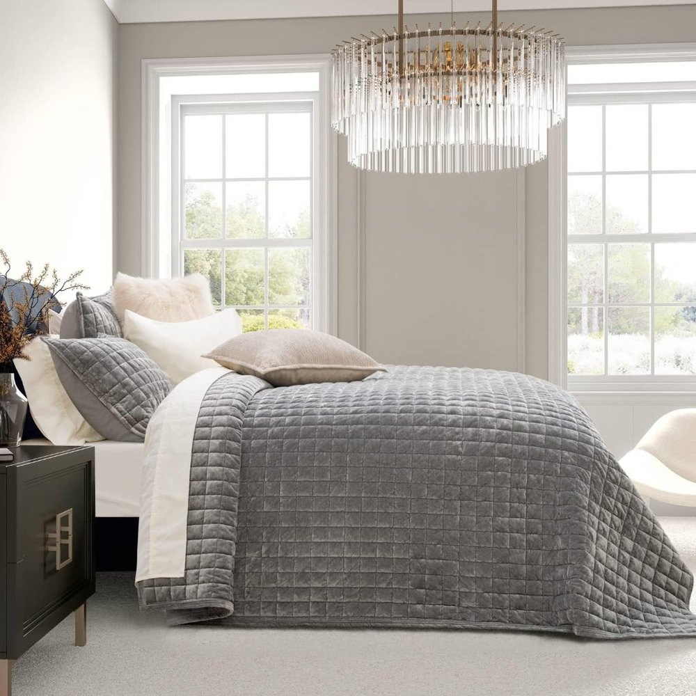 Gray Soft Quilted Squares Velvet Grey Bedding Set Twin Size Quilt Sham Set New